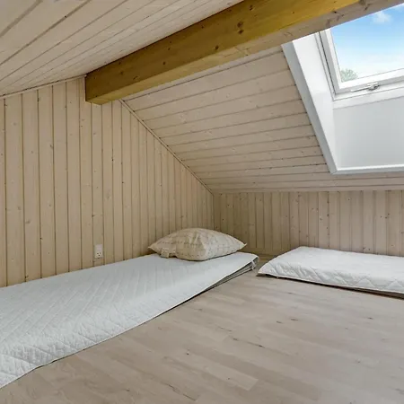 Skaelskor With Hot Tub Iv *