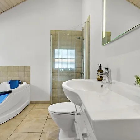 Skaelskor With Hot Tub Iv